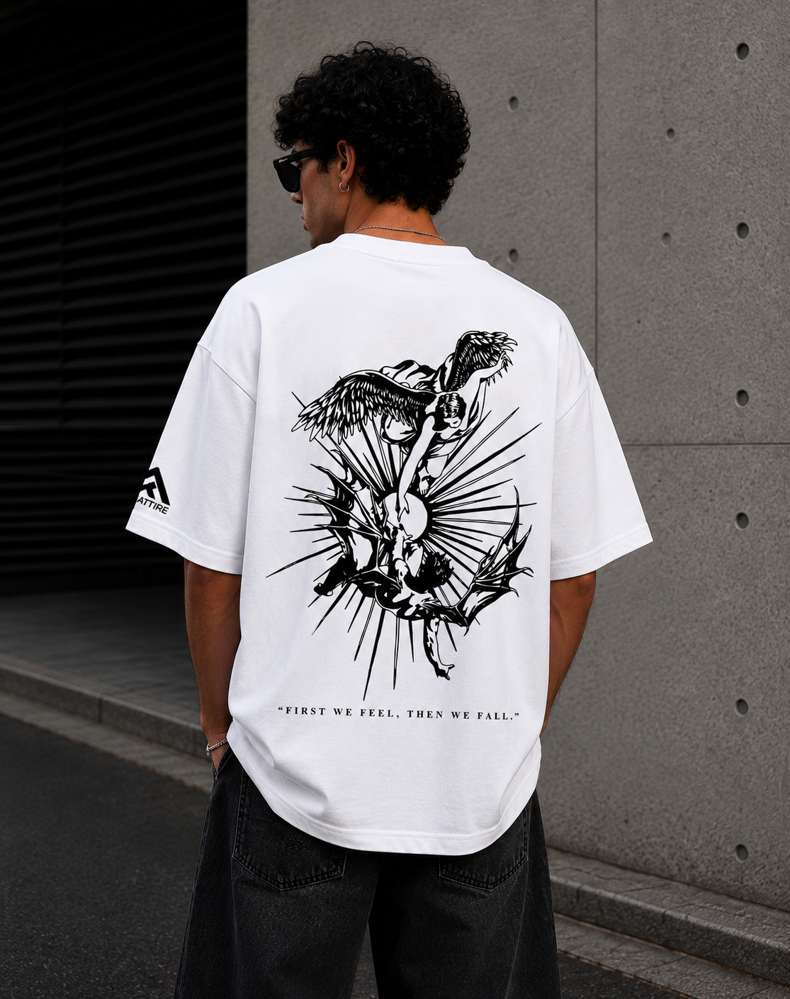 FALLEN OVERSIZED TEE